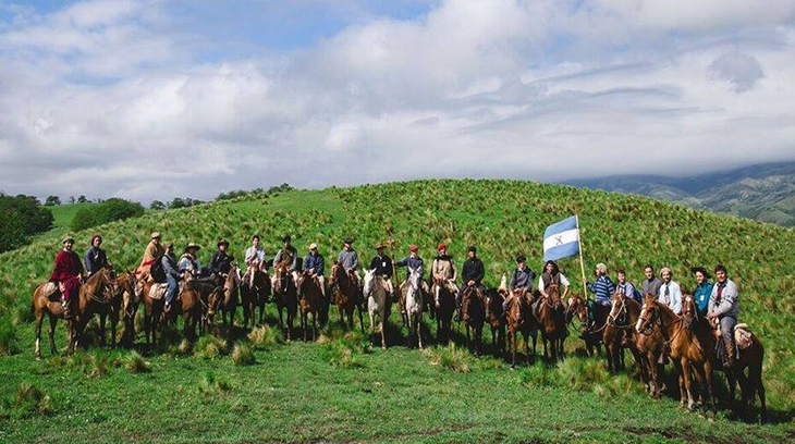 VI Cabalgata por la Hispanidad 2015, en la localidad de Los Planchones de la provincia argentina de Tucumán. 